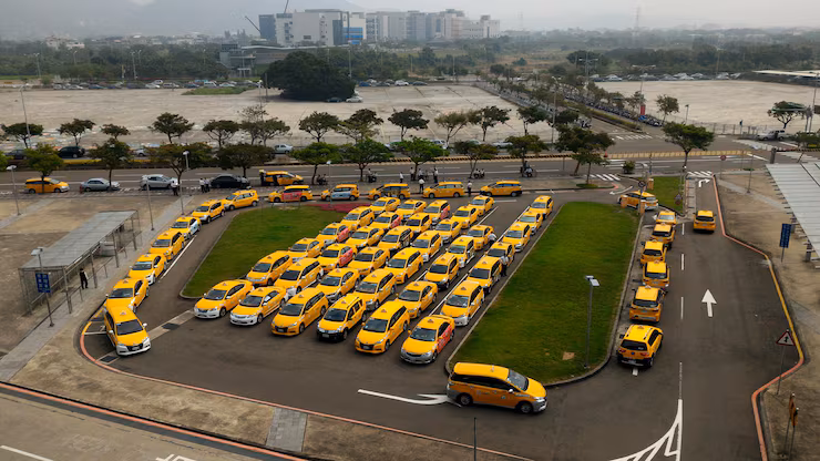 amritsar_to_delhi_taxi_service